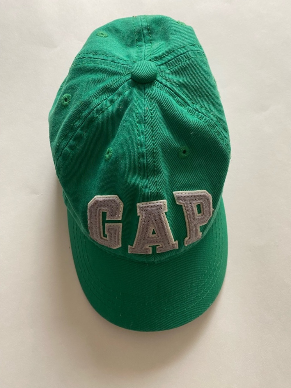 🔥3/$25🔥GAP Kids Green Logo Baseball Cap with White Patch Letters